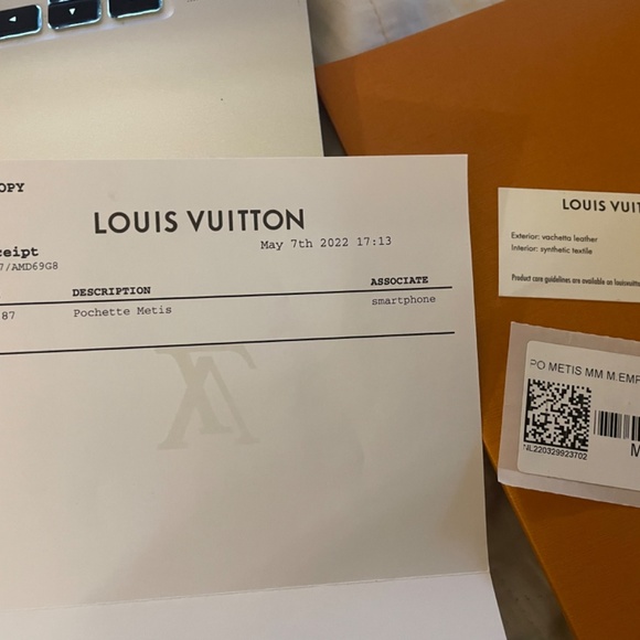 Louis Vuitton~ POCHETTE METIS~ Black - Picture 16 of 16